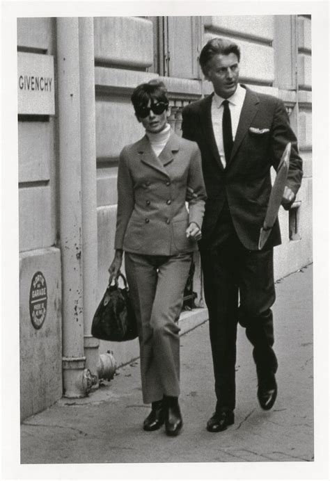 site oficial da givenchy|hubert de givenchy wife.